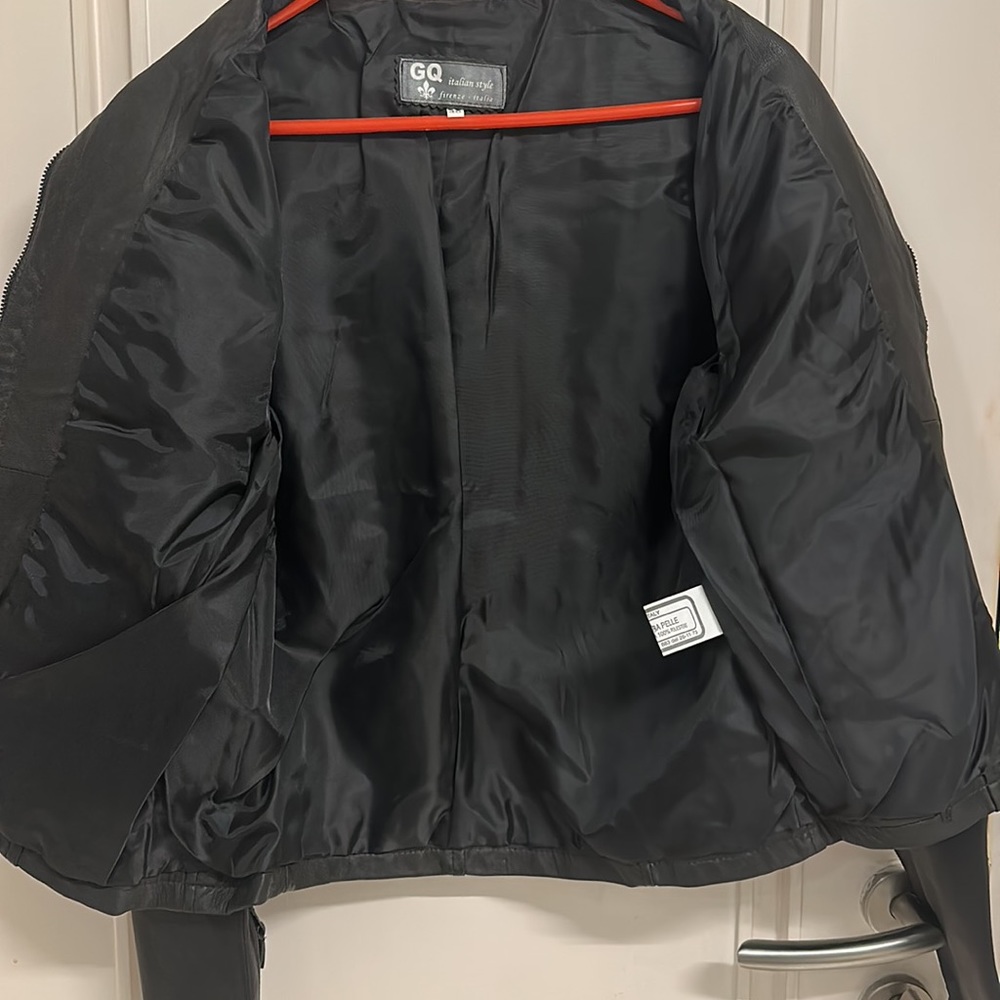 GQ Firenze-Italia Pure Leather short jacket! Classy, stylish, sassy!UK S/M! NWOT - Picture 15 of 16